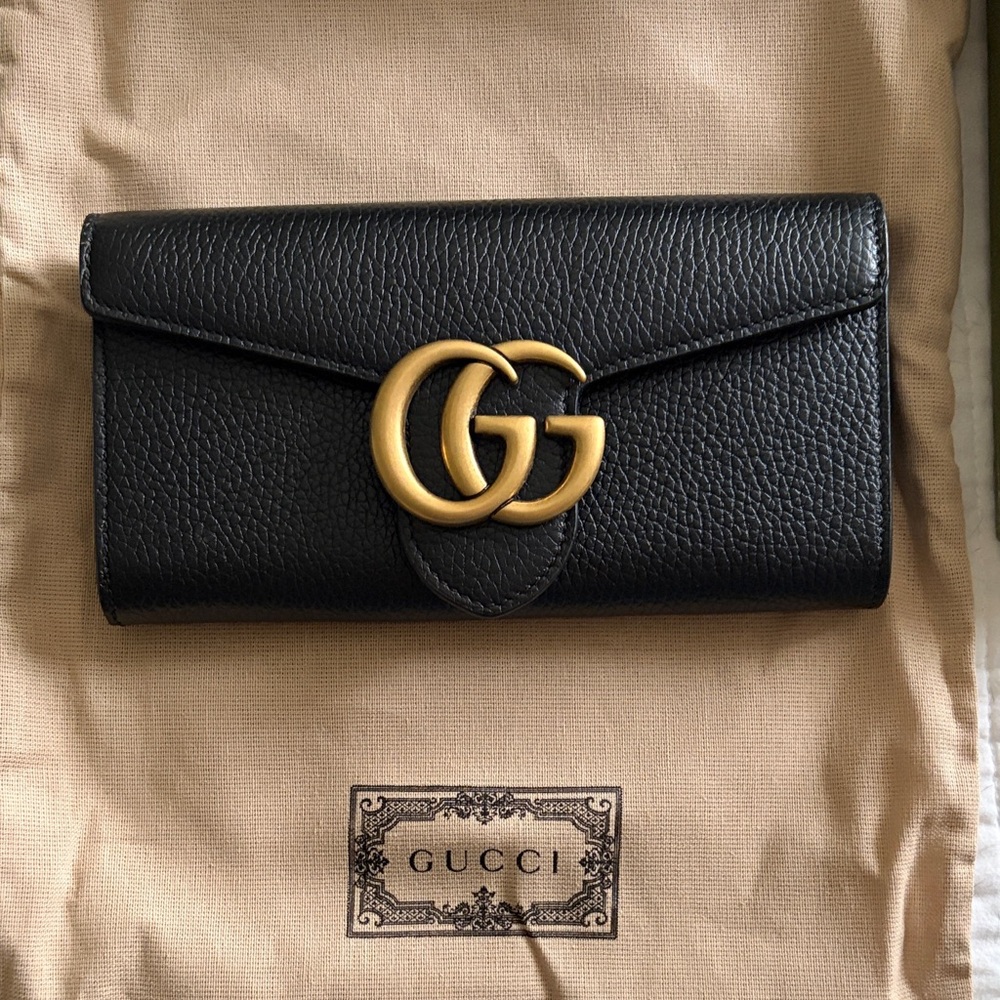 Gucci Black Marmont Wallet